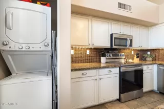 Photo #4: 6923437 Listing 