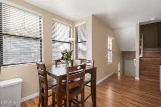 Photo #6: 6923437 Listing 