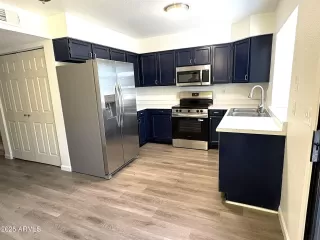 Photo #6: 6923621 Listing 