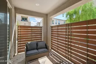 Photo #5: 6923655 Listing