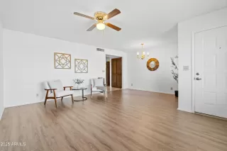 Photo #3: 6924232 Listing 