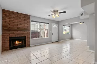 Photo #5: 6924244 Listing