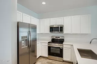 Photo #5: 6924543 Listing 