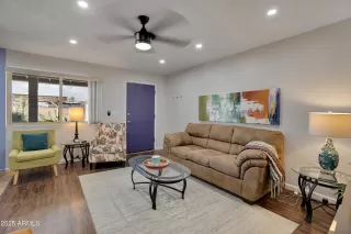 Photo #1: 6924547 Listing 