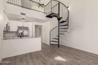 Photo #6: 6924650 Listing 