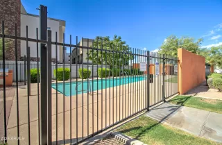 Photo #4: 6924835 Listing 