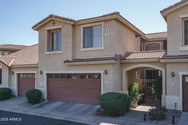 MLS: 6924873 Condo For Sale