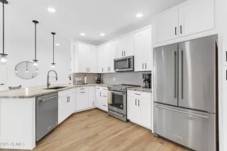 Photo #1: 6925202 Listing 