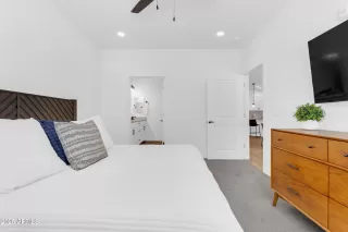 Photo #4: 6925202 Listing 