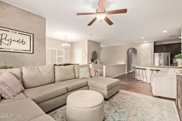 MLS: 6925472 Condo For Sale