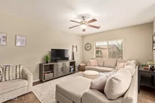 Photo #3: 6925472 Listing