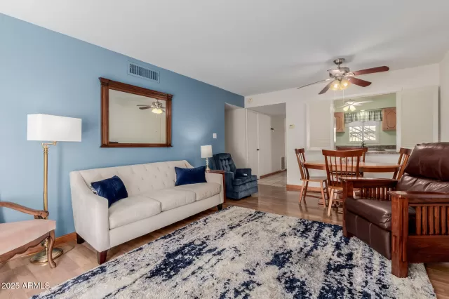 MLS: 6925556 Condo For Sale