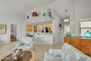 Photo #1: 6925800 Listing 