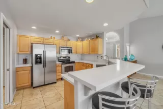 Photo #5: 6925800 Listing 