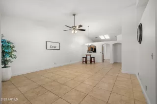 Photo #4: 6925828 Listing 