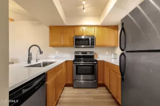 Photo #5: 6925868 Listing