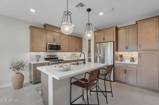 Photo #4: 6925892 Listing 