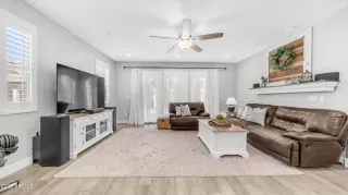 Photo #6: 6925932 Listing 