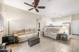 Photo #2: 6925972 Listing