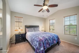 Photo #3: 6925972 Listing