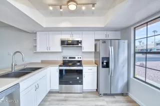 Photo #3: 6926097 Listing 