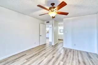 Photo #5: 6926097 Listing 