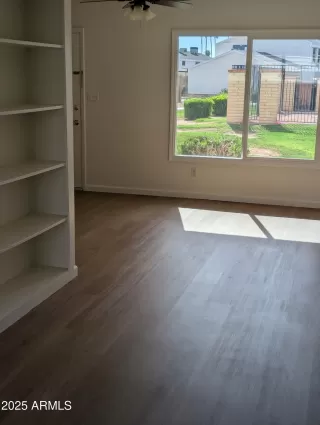 Photo #3: 6926255 Listing 