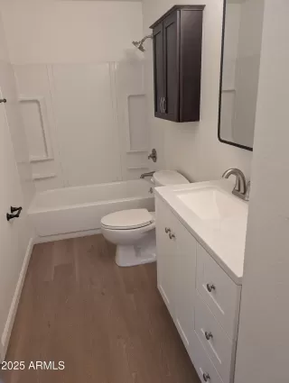 Photo #6: 6926255 Listing 