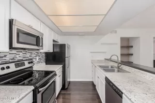 Photo #4: 6926359 Listing 