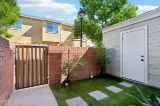 Photo #1: 6926506 Listing 