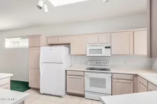 Photo #1: 6926984 Listing