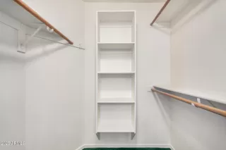 Photo #5: 6926984 Listing