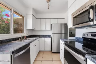 Photo #2: 6927444 Listing 