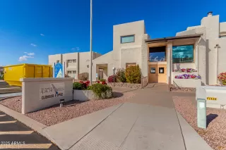 Primary Photo for MLS#: 6928419