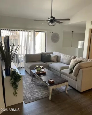 Photo #1: 6928470 Listing 