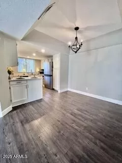 Photo #5: 6928470 Listing 