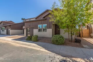 Photo #1: 6928509 Listing 