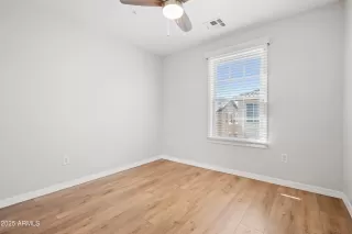 Photo #6: 6928687 Listing