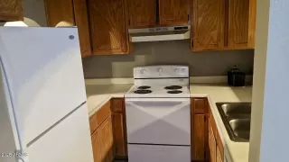 Photo #5: 6928824 Listing 