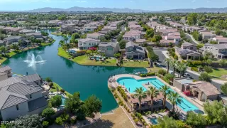 Photo #1: 6928882 Listing