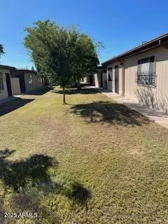 Photo #5: 6928987 Listing 