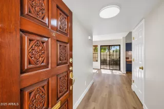 Photo #2: 6929037 Listing