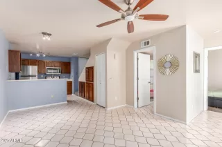 Photo #4: 6929096 Listing 