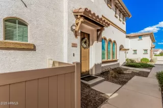 Photo #1: 6929102 Listing 