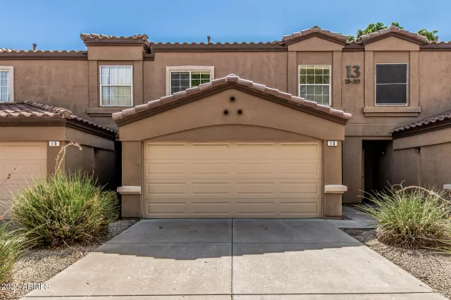 MLS: 6929214 Condo For Sale