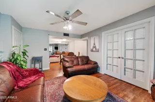 Photo #5: 6929250 Listing 