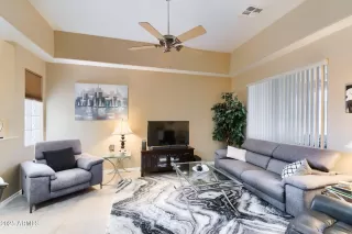 Photo #2: 6929308 Listing