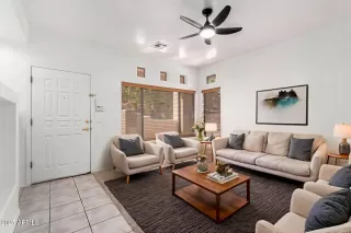 Photo #6: 6929390 Listing 