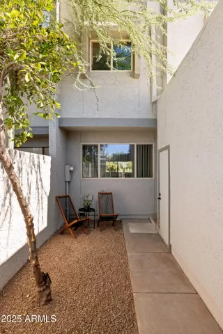 Photo #1: 6929457 Listing 