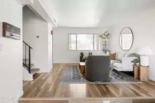 Photo #4: 6929457 Listing 